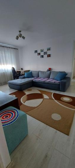 Apartament cu 2 camere semidecomandat în Cornești