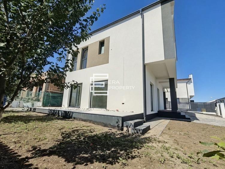 Casă individuală cu 4 camere cu Canalizare în Arhitecților - Calea Cisnădiei
