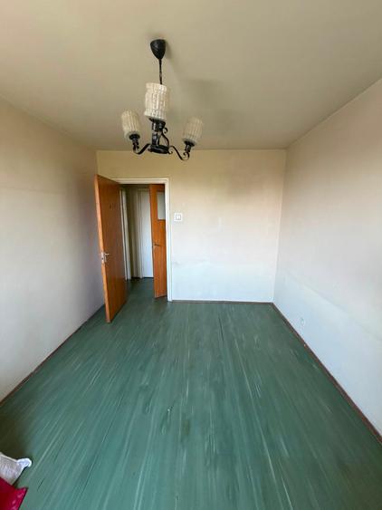Apartament cu 2 camere semidecomandat în Vitan