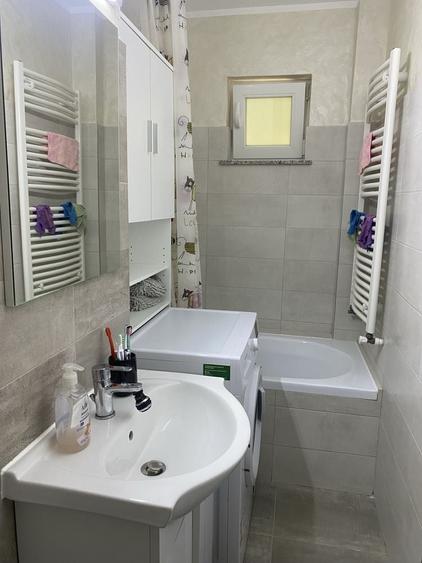 Apartament cu 2 camere semidecomandat în George Enescu
