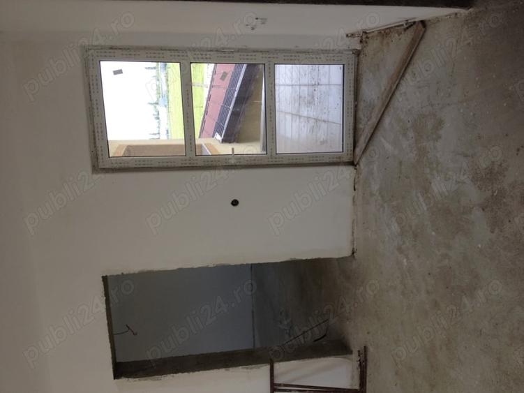 Casă cu 5 camere cu Teren 1400 Mp în Berceni