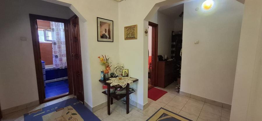 Apartament cu 3 camere decomandat în Tomis Nord
