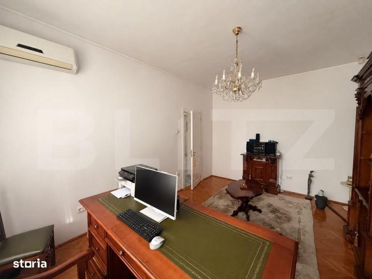Casă cu 4 camere în Central