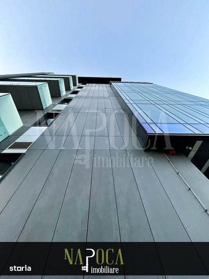 Spațiu comercial, de 3,894 mp, în Est