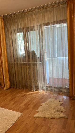 Apartament cu 3 camere decomandat în Ultracentral