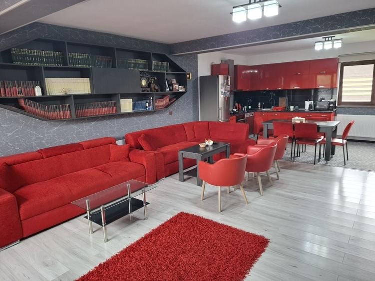 Casă cu 3 camere cu Teren 300 Mp în Central