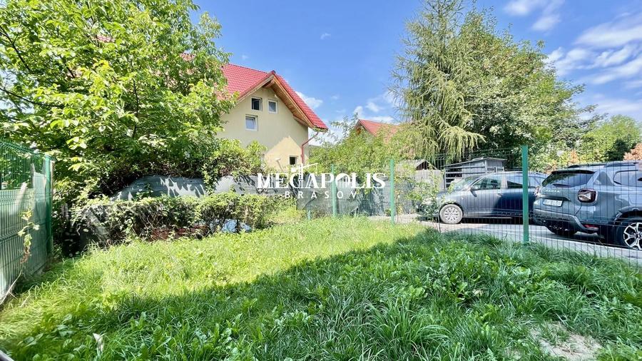 Garsonieră decomandată în Tractorul