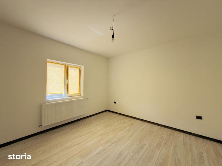 Duplex despartit prin camera tehnica, 3 camere - Beregsau Mare - 11