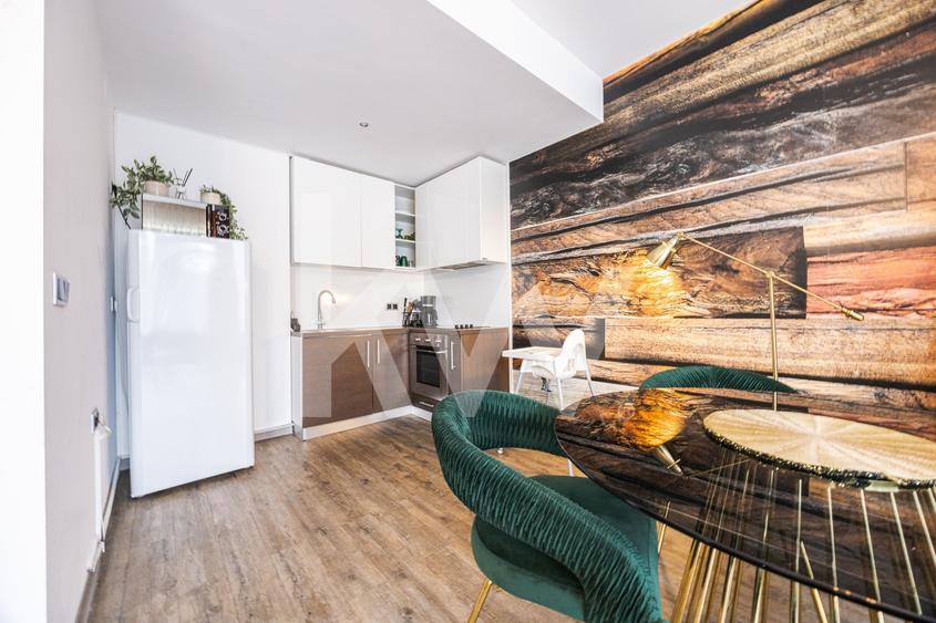 Apartament cu 2 camere decomandat, mobilat în Poiana Brașov