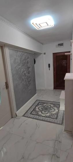Apartament cu 4 camere decomandat în Dacia
