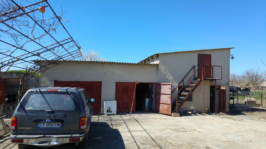 Casă cu 4 camere în Sinoie