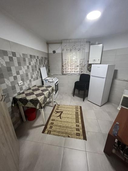 Apartament cu 2 camere decomandat în Exterior Vest