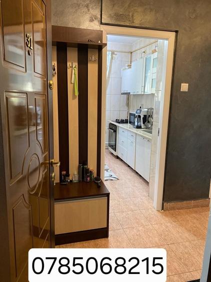 Apartament cu 2 camere semidecomandat în Cuza Vodă