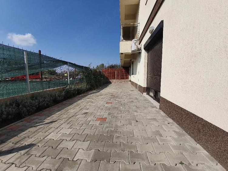 Apartament cu 3 camere decomandat în Miroslava
