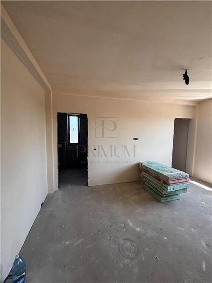 Duplex cu 4 camere cu Canalizare în Moșnița Nouă