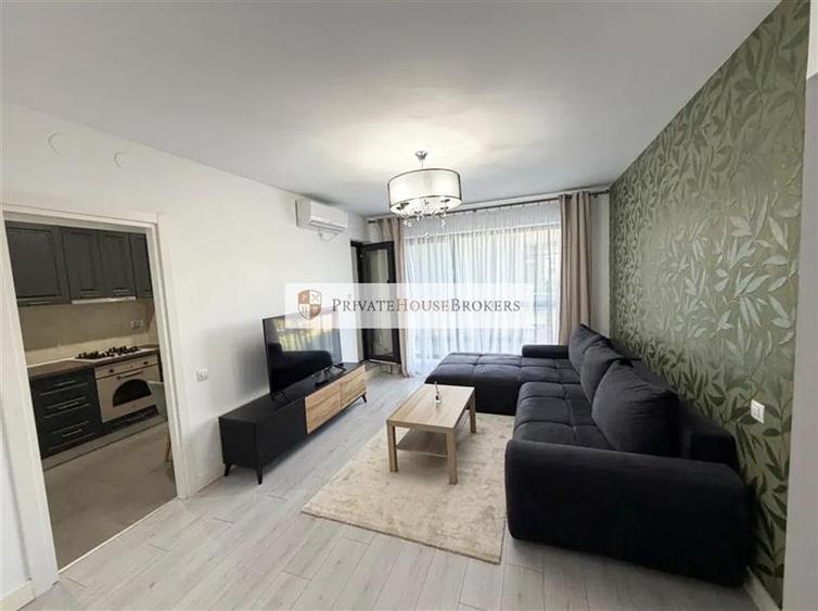 Apartament cu 3 camere decomandat, mobilat în Pipera