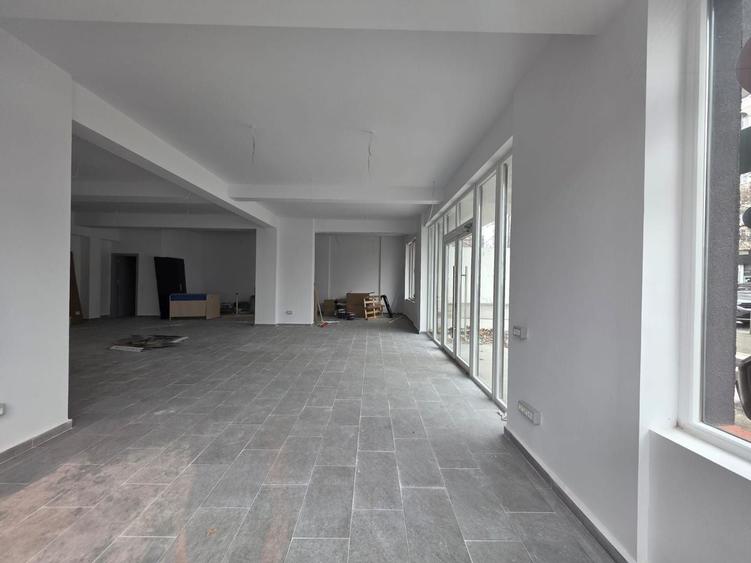 Spațiu comercial, de 113 mp, în Giurgiului