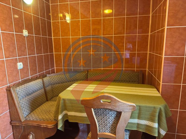 Apartament cu 2 camere semidecomandat în 1 Mai