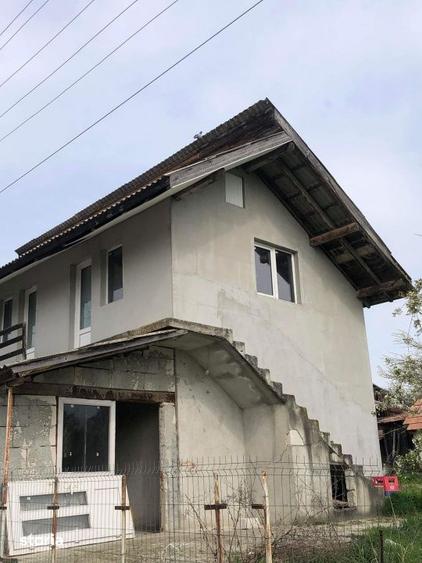 Casă cu 3 camere cu Teren 496 Mp în Ciceu-Mihăiești