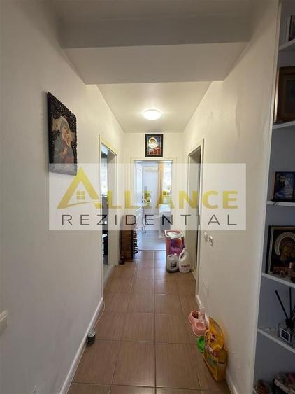 Apartament cu 2 camere decomandat în Central