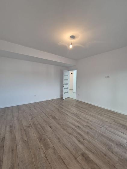 Apartament cu 2 camere decomandat în 1 Decembrie 1918