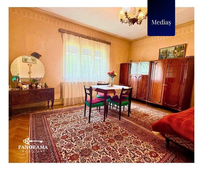 Casă individuală cu 3 camere cu Canalizare în Nord-Est