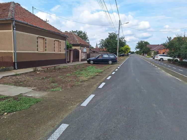 Casă cu 4 camere în Șimand