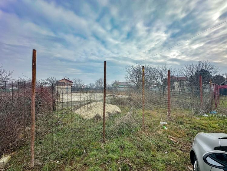 Mihăilești - teren împrejmuit 401mp, cu puț, COMISION 0 - 7