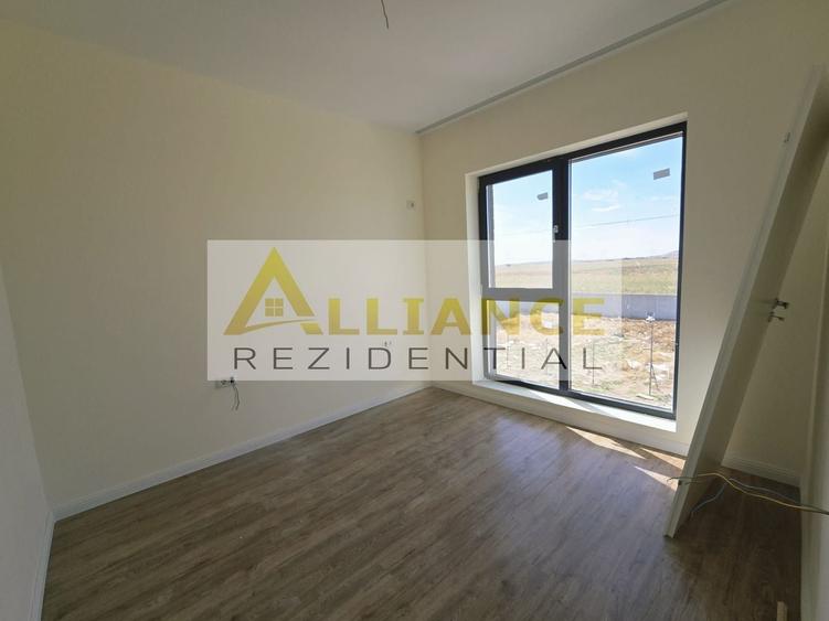 Casă individuală cu 4 camere cu Teren 300 Mp în Berceni