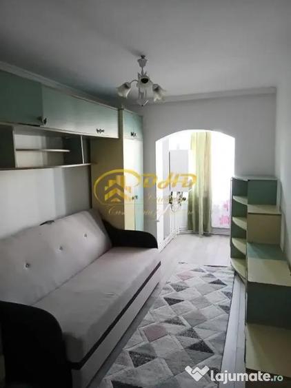 Apartament cu 3 camere decomandat în Păcurari