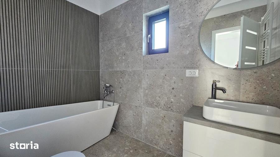 Casă cu 4 camere cu Teren 330 Mp în Chiajna