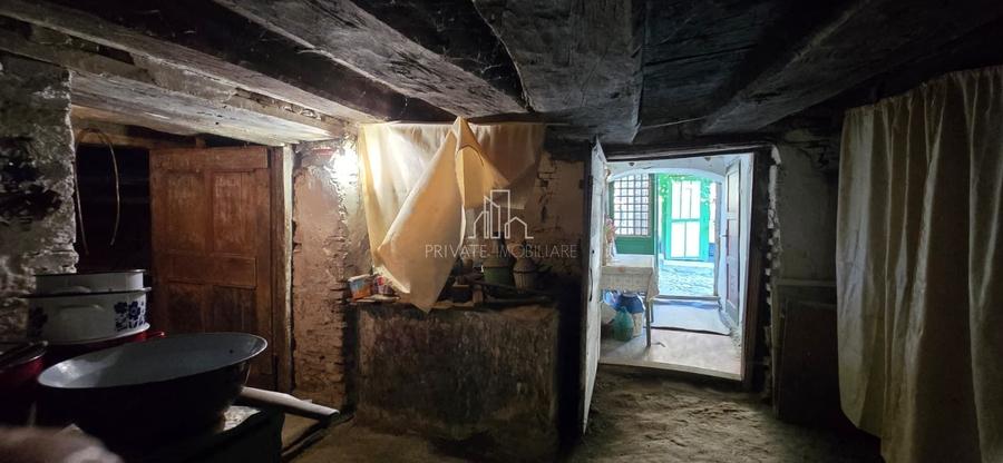 Casă individuală cu 4 camere cu Teren 2096 Mp în Daia (Apold)