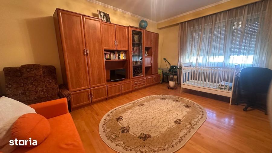 Casă cu Teren 636 Mp în Lazaret