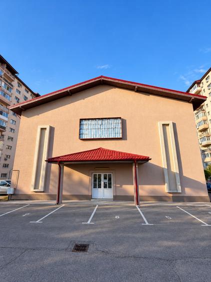 Spațiu comercial, de 150 mp, în Central