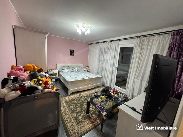 Apartament cu 4 camere semidecomandat, mobilat în Mănăștur