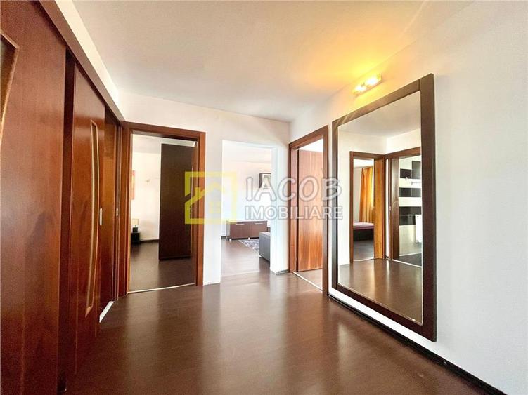 Apartament cu 3 camere decomandat, mobilat în Banca Națională