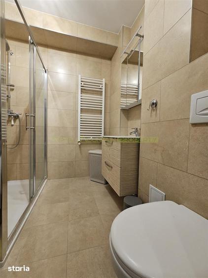 Apartament cu 2 camere semidecomandat în Schei