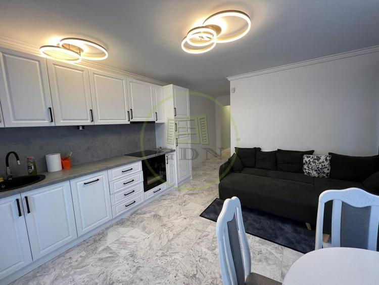 Duplex cu 4 camere cu Canalizare în Florești