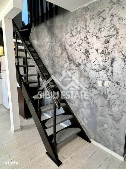 Apartament cu 3 camere, mobilat în Vasile Aaron