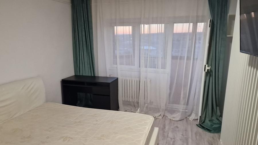 Garsonieră decomandată în Valea Lupului
