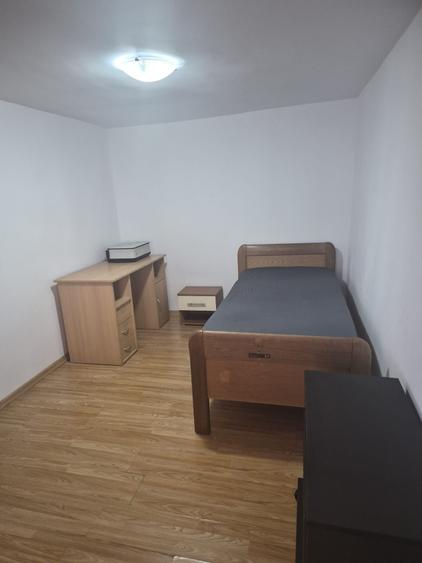 Casă cu 3 camere cu Teren 220 Mp în Dosu Bricii