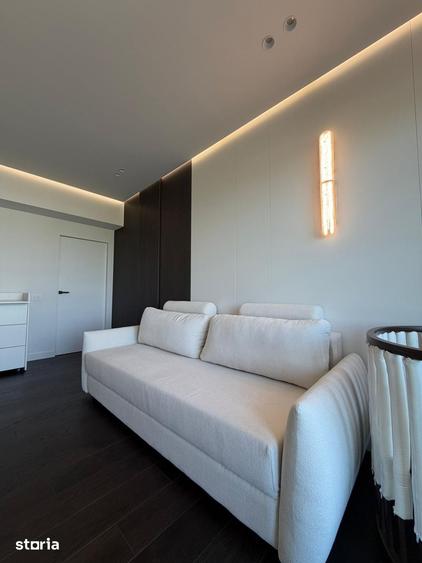 Apartament cu 4 camere, mobilat în Central