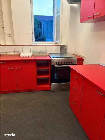 Apartament cu 3 camere decomandat în Victoriei