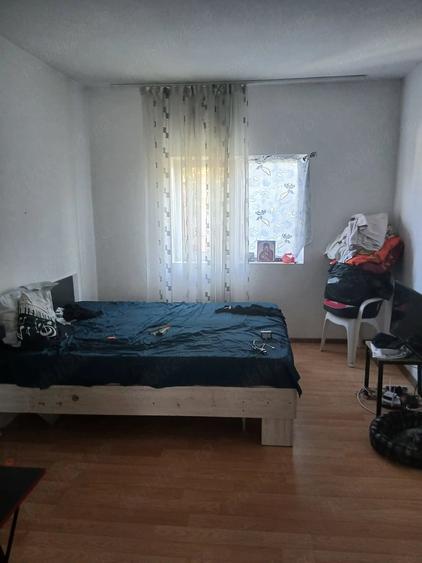 Casă cu 2 camere cu Teren 239 Mp în Agigea