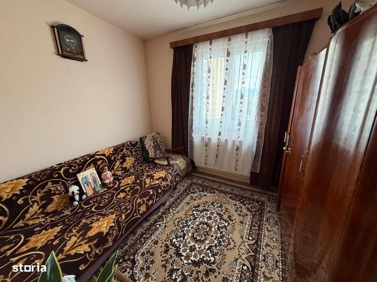 Apartament cu 2 camere semidecomandat în Vasile Aaron