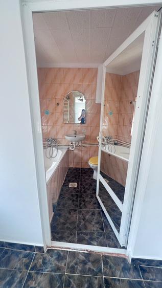 Casă individuală cu 3 camere cu Teren 261 Mp în Est