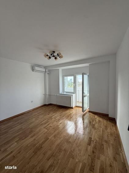 Apartament cu 3 camere în Nerva Traian