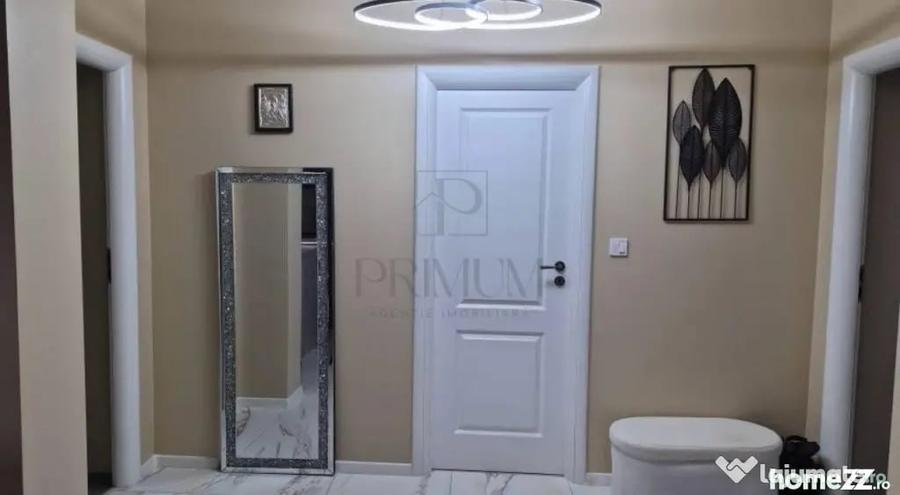 Casă cu 3 camere cu Teren 250 Mp în Sânmihaiu Român