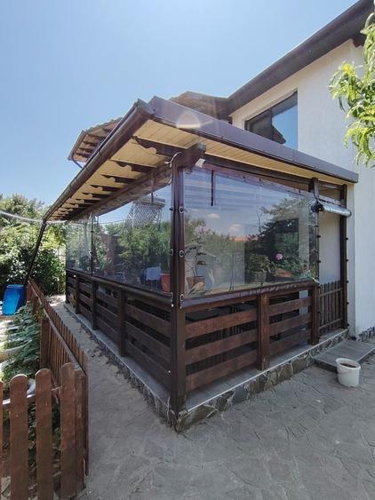 Casă cu 4 camere decomandat în Tuzla