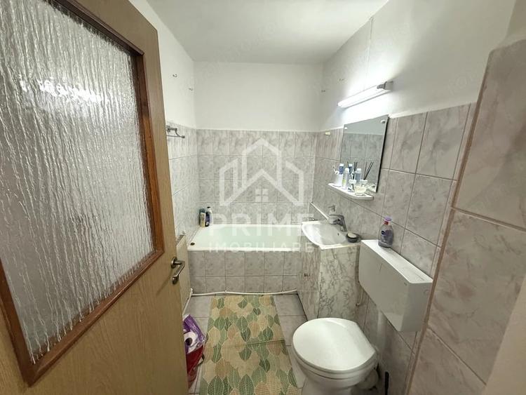 Garsonieră decomandată în Cetate